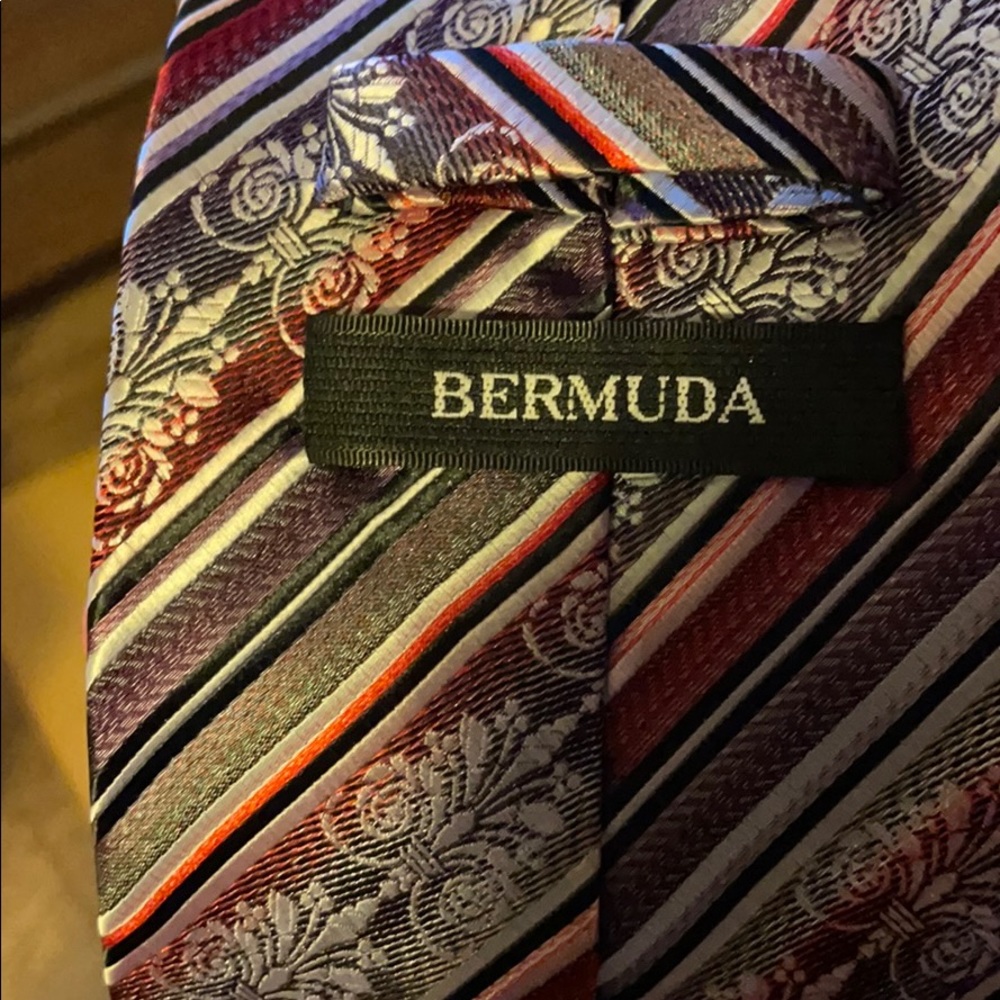 Tie - Picture 3 of 5